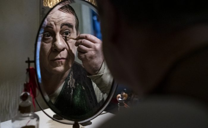 Qui rido io è il nuovo film di Mario Martone