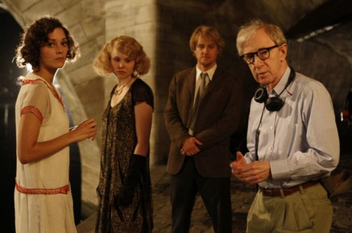 Midnight in Paris scritto e diretto da Woody Allen con Owen Wilson doppiato da Massimiliano Manfredi
