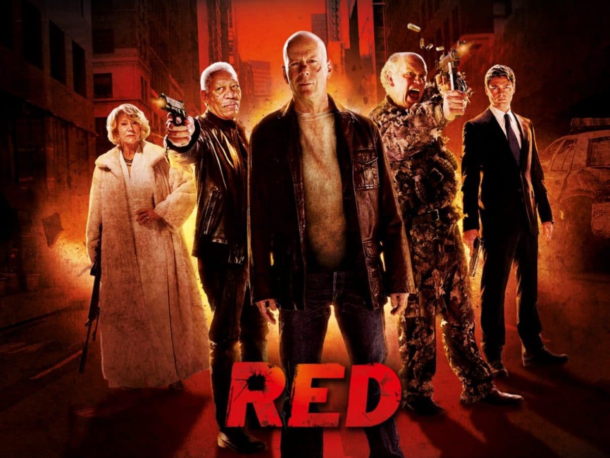 Red con Willis, Mirren , Malkovich, Freeman, Urban doppiati da Maggi e Manfredi in onda su Italia 1