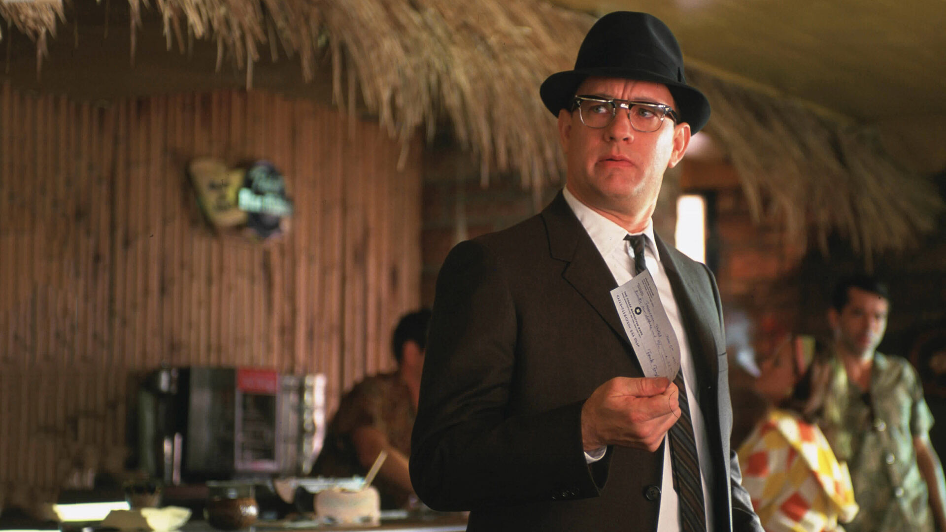 Prova a prendermi diretto da Steven Spielberg con Tom Hanks doppiato da Angelo Maggi